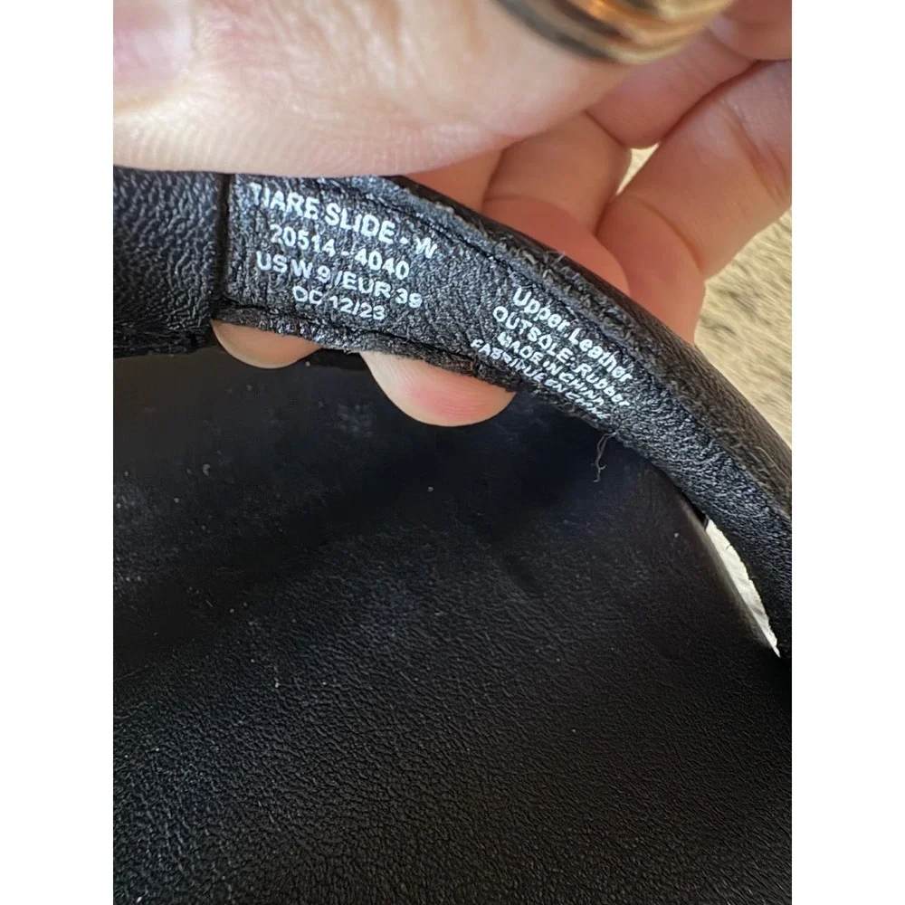OluKai‎ Tiare women's slide sandals Black Leather Size 9
